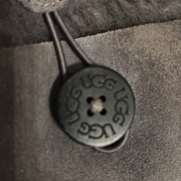 Bailey Button Women’s UGG Boots Great shape with box! - Picture 10 of 16